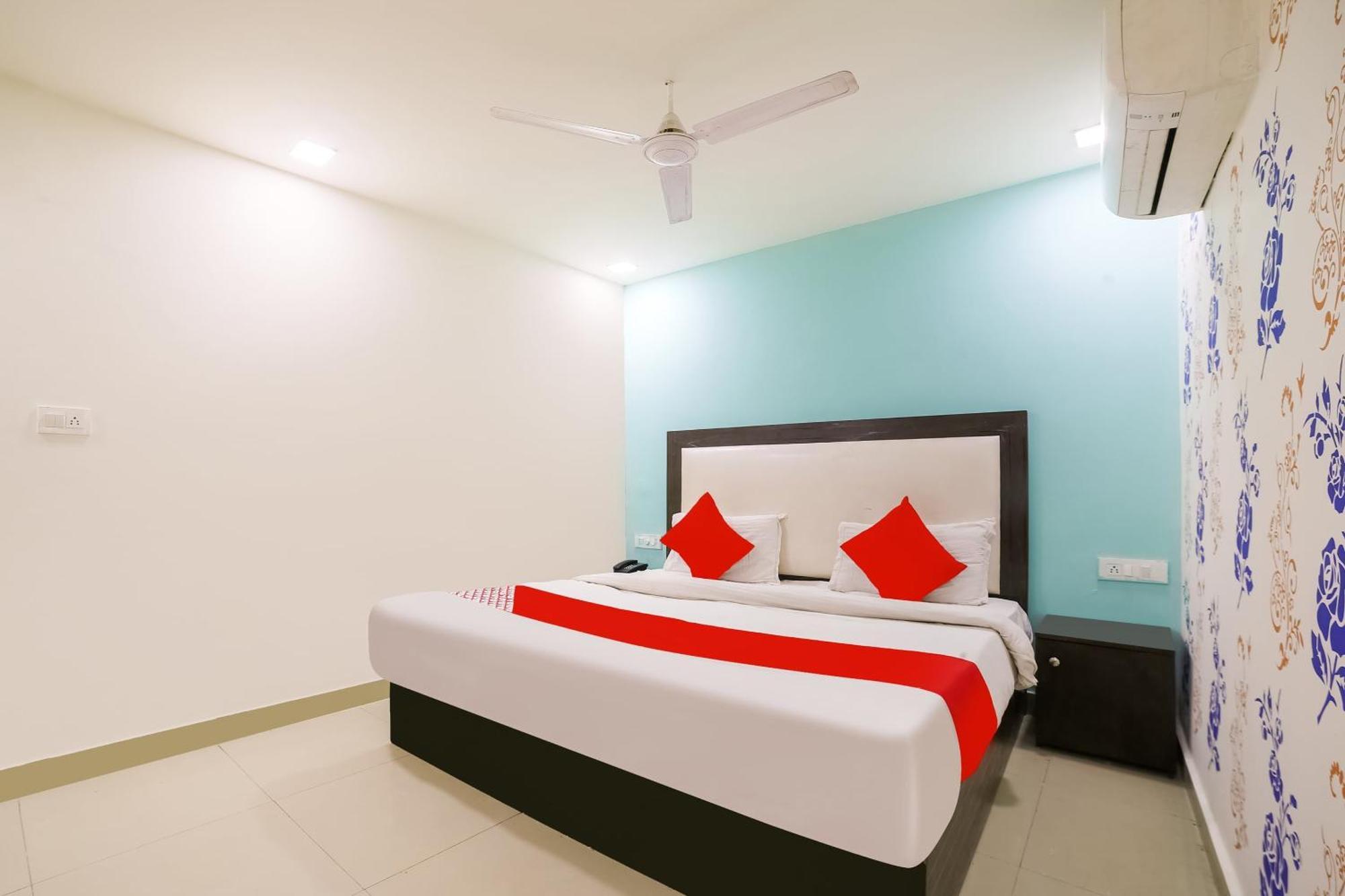 My Comfortable Hotel Neu-Delhi Exterior foto