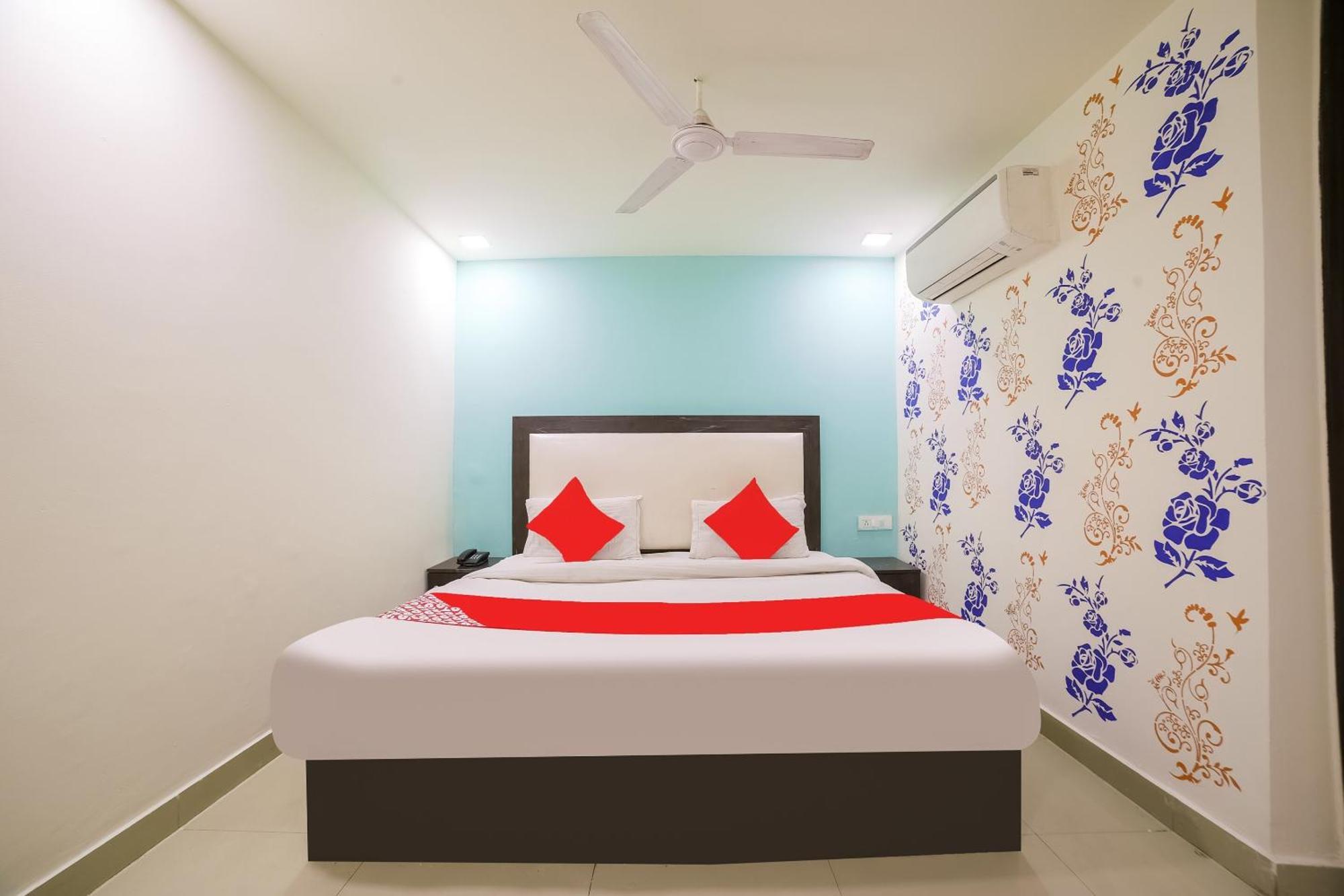 My Comfortable Hotel Neu-Delhi Exterior foto