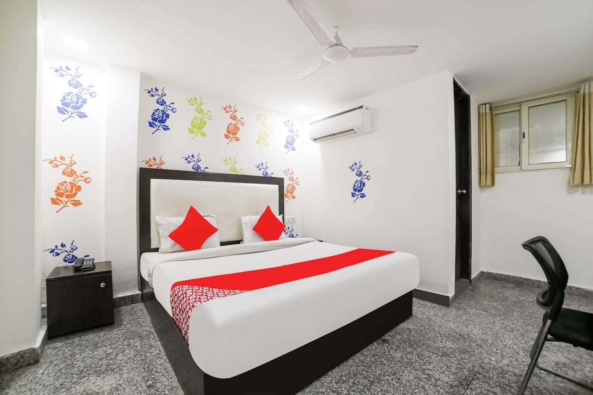 My Comfortable Hotel Neu-Delhi Exterior foto